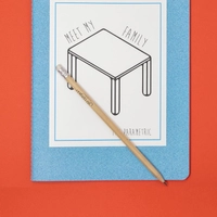 دفتر تصميم الطاولة - وسط