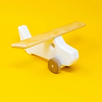 لعبة طيارة خشب - أبيض
