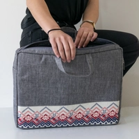 Embroidered Laptop Case (Gray & Pink)
