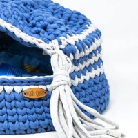 Closed Crochet Cat Bed House - Blue & Gray