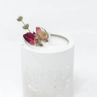 Cylindrical Concrete Candle - Lavender 