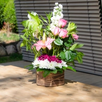 Elegant Flower Bouquet - Pink and White Flowers