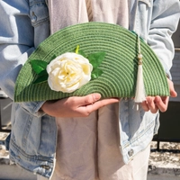 Green Clutch Bag with A Distinctive Design Inspired by Nature