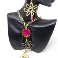 Modern Gold Accessory Set Decorated with Fuchsia Beads - Dangling Earrings, Necklace and Bracelet with a Flower Design