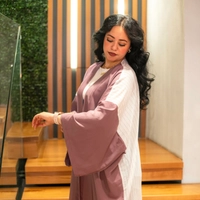 Kimono - Traditional Japanese Garment and National Dress (Move)