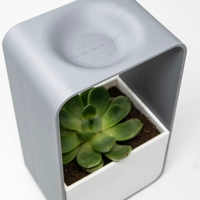 Modern Elegant Plant Stand - Luxurious Home Decor