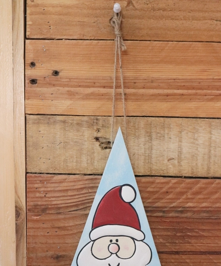 وحدة ديكور حائط خشبية  بتصميم شجرة الميلاد - بابا نويل 