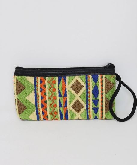 Small Embroidered Handbag - Brown