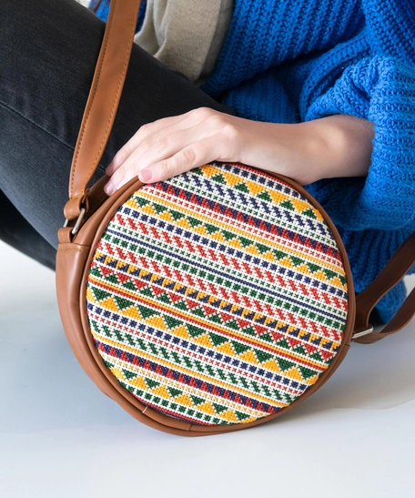 Circular Embroidered Purse - Large : Brown