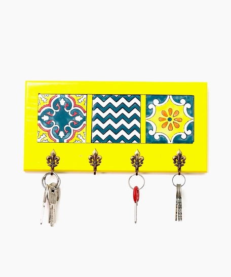 Decorative Key Hanger with Handpainted Ceramics (Yellow)