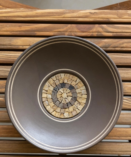 Beige Ceramic Mosaic Plate 
