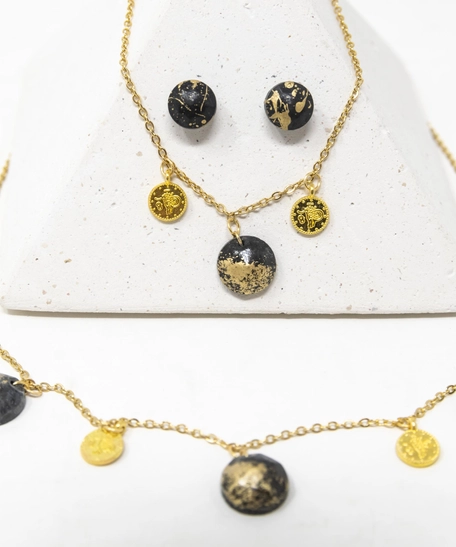 Italian Gold Plated Accessory Set with Black and Gold Concrete Charms