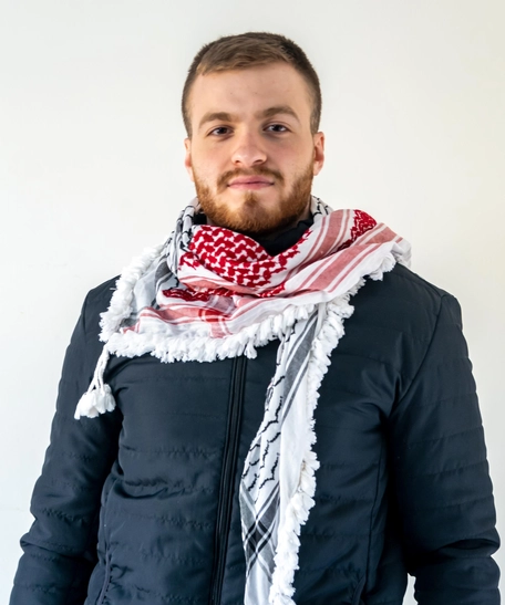 Half Red and Half White Shemagh Scarf with Amir Hem
