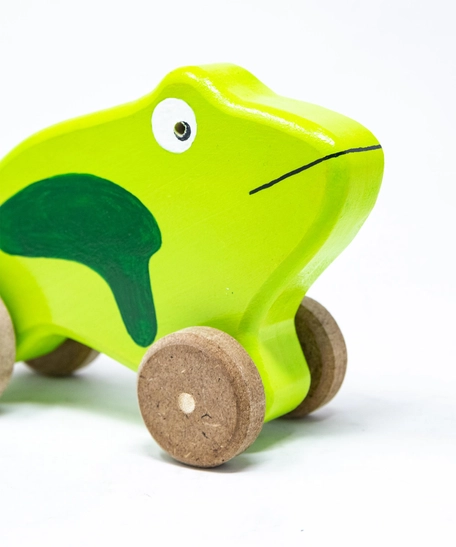 Wooden Toy Frog on Wheels