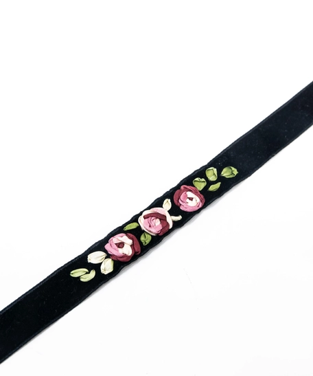 Floral Black Embroidered Necklace - Pink