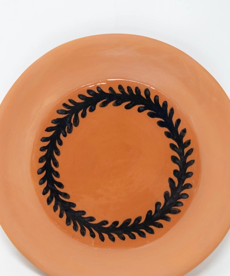 Round Pottery Serving Plate