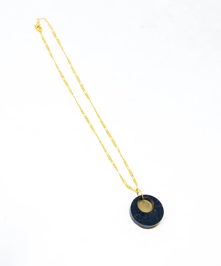 Closed Circle Resin Necklace