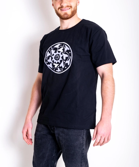 Black T Shirt With Nabataean Embroidery - Small