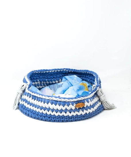 Open Crochet Cat Bed House - Blue & Gray