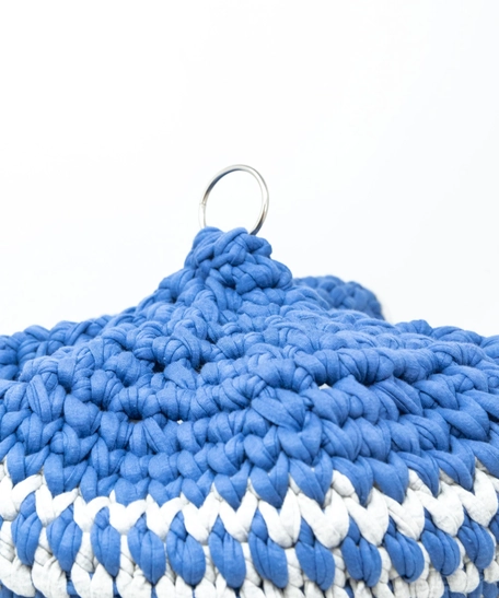 Closed Crochet Cat Bed House - Blue & Gray