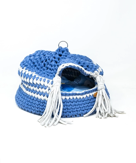 Closed Crochet Cat Bed House - Blue & Gray