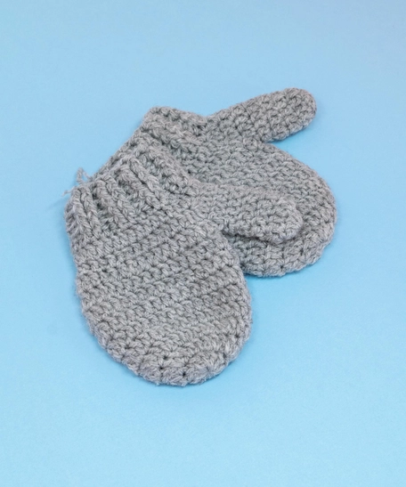 Crochet Baby Mittens - White and Blue