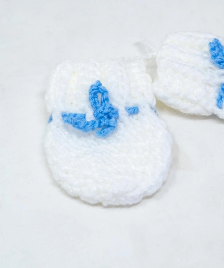 Crochet Baby Mittens - White and Blue