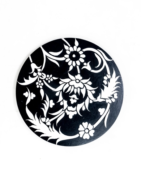 Black and White Hand-Painted Wall Decor - Pattern2