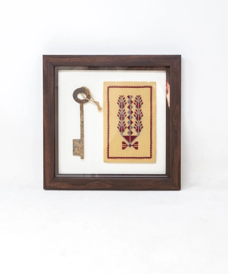 Embroidery Frame with a Key