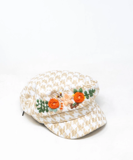 Women Newsboy Cap with Flowers Embroidery