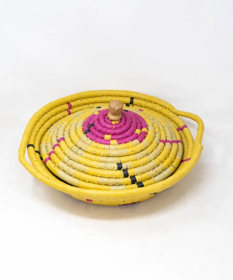 Straw Basket with Lid