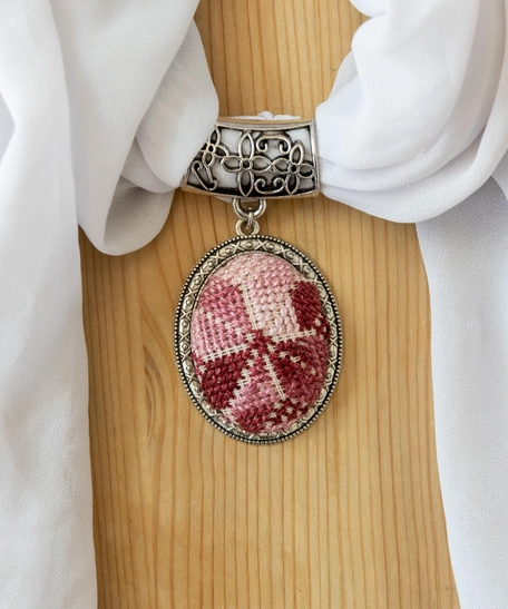 Embroidered Scarf Pendant - Shades of Pink