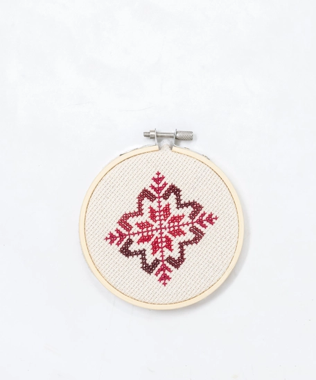 Embroidery Hoop Art  - Multiple Patterns - Pattern 1