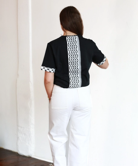 Black T-shirt - Keffiyeh Patterns on the Back - S
