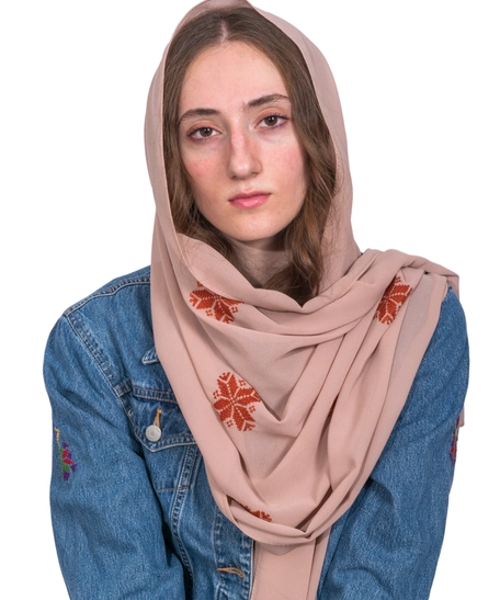 Women's georgette scarf decorated with hand embroidery of floral patterns | Georgette Hijab - Light Pink