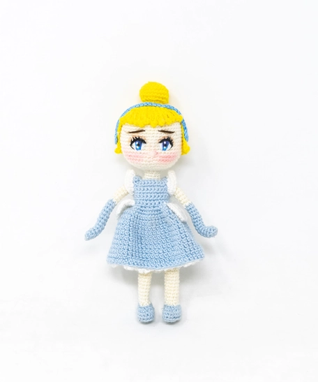 Amigurumi Crochet Cinderella Doll