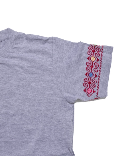 Gray T-Shirt with Floral Hand Embroidery Patterns on the Sleeves - S