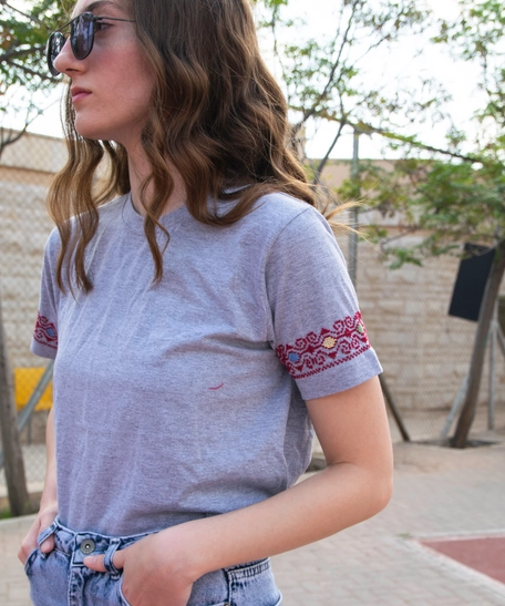 Gray T-Shirt with Floral Hand Embroidery Patterns on the Sleeves - S