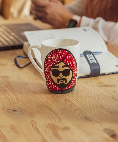 White Ceramic Mug with Hand Paintings of a Man Wearing Shemagh - Multiple Colors - Navy