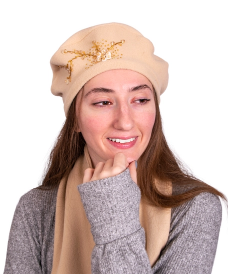 Beige Wool Beret and Scarf Set - Beaded Floral Design