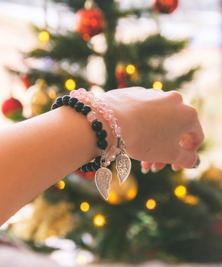 Beaded Friendship Bracelet - Black & Pink