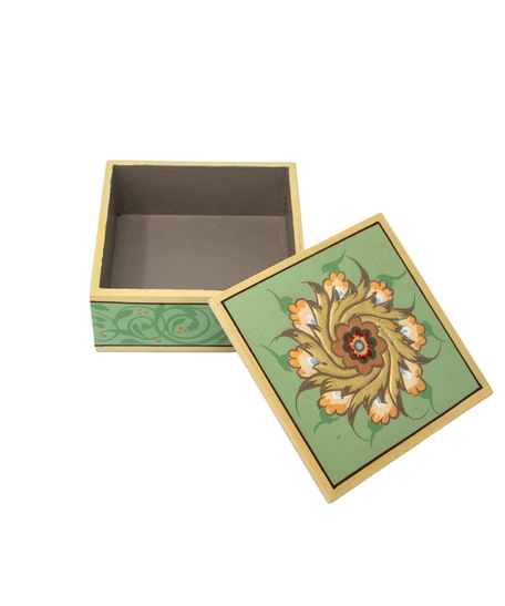 Luxurious Handcrafted Wooden Box with Floral Design to Keep Your Accessories - Beige