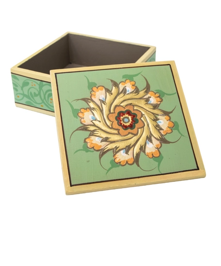 Luxurious Handcrafted Wooden Box with Floral Design to Keep Your Accessories - Beige