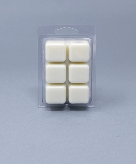 Soy Wax Cubes Scented with A Refreshing Melon Slice Scent