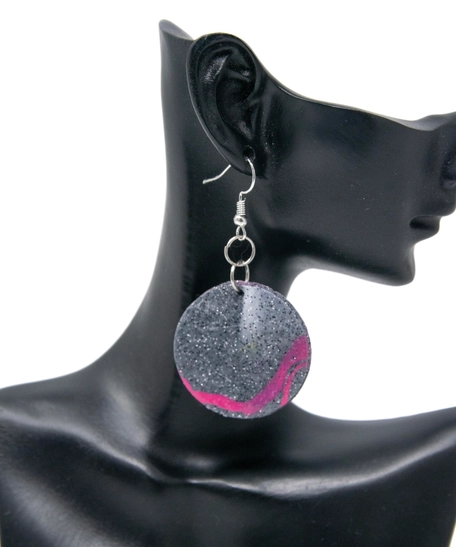 Dangling Gray and Fuchsia Earring with Elegant Circular Design 