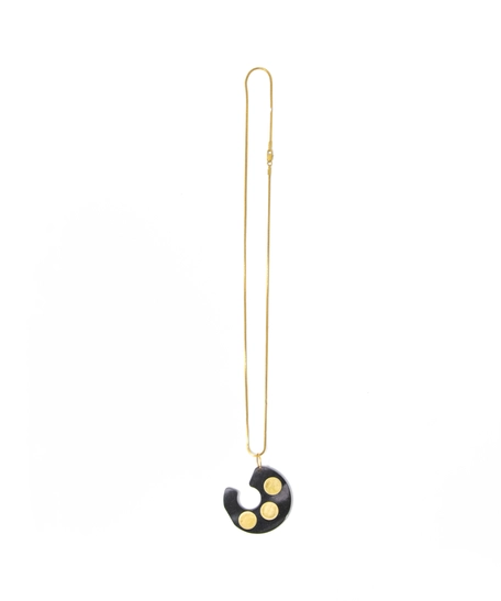 Distinctive Gold Necklace: A Thin Gold Chain with A Black Spiral Pendant