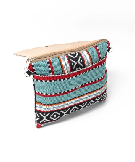 Handmade Sadu Crossbody Bag in Bedouin Style - Available in Two Colors  - Red