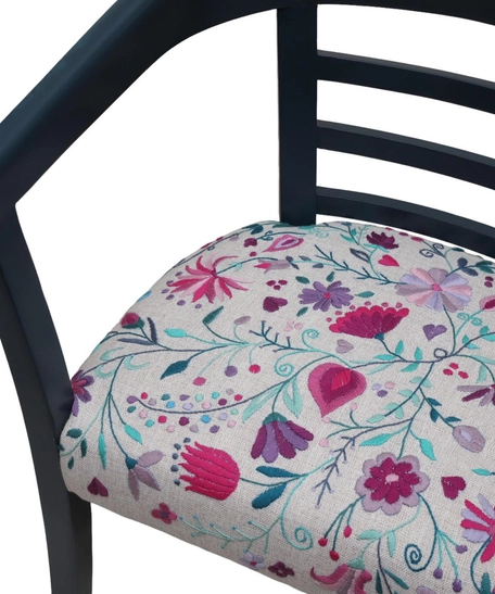 Hand-embroidered Wooden Chair with Floral Details in Bright Colors - Botanical Garden 