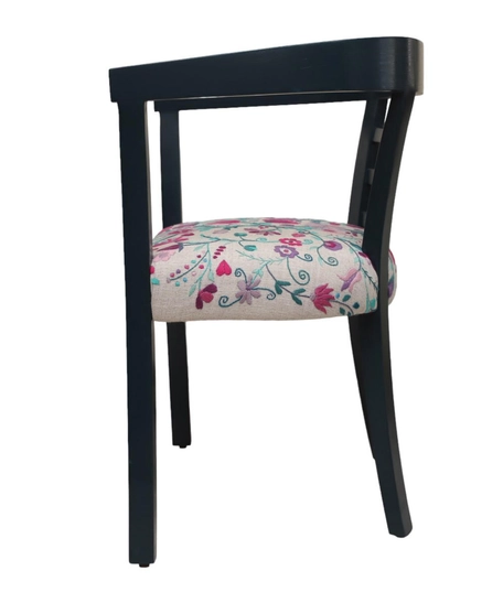 Hand-embroidered Wooden Chair with Floral Details in Bright Colors - Botanical Garden 