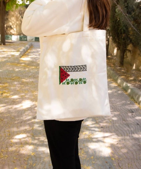 Tote Bag with Dazzling Embroidery Design 